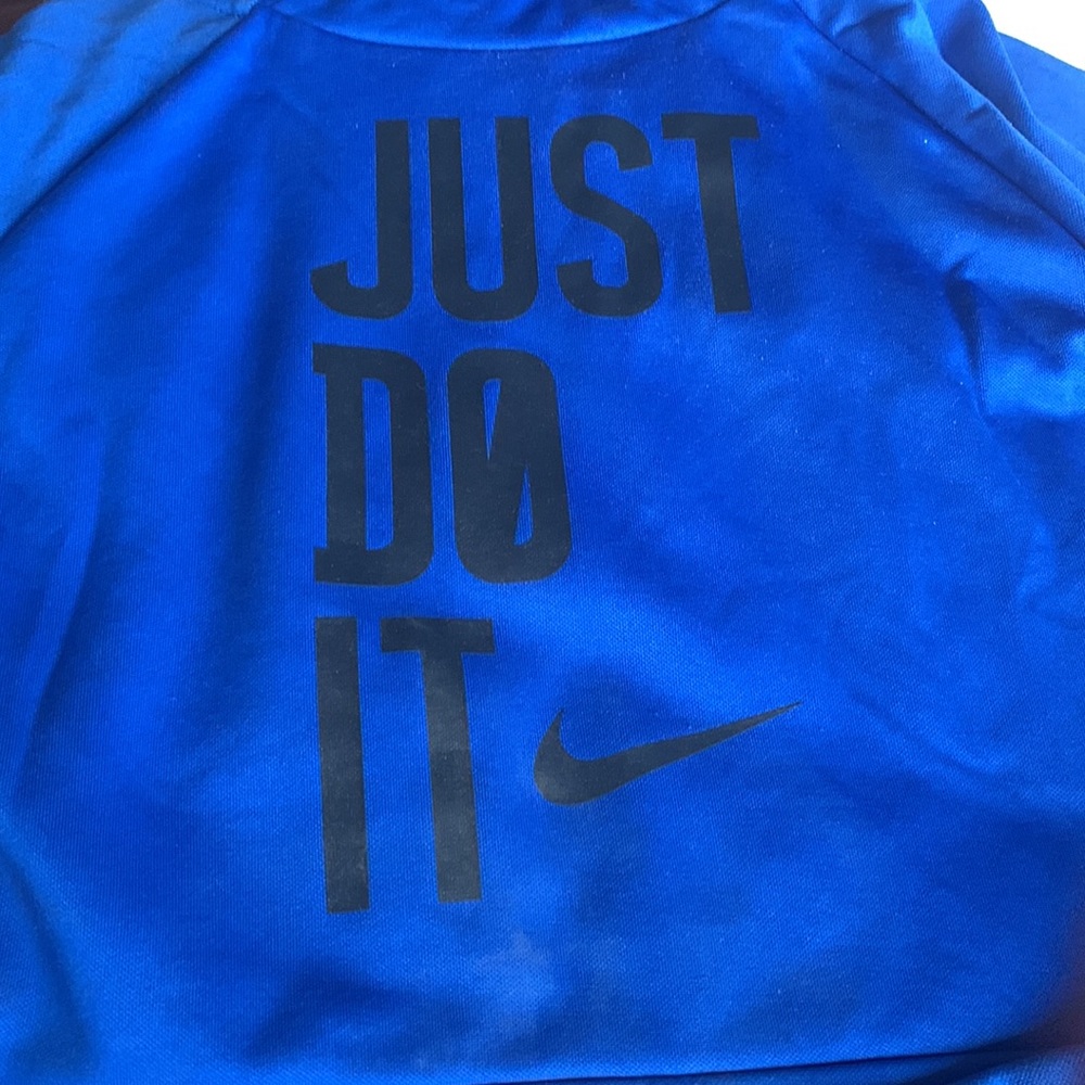Nike pullover - Picture 2 of 5